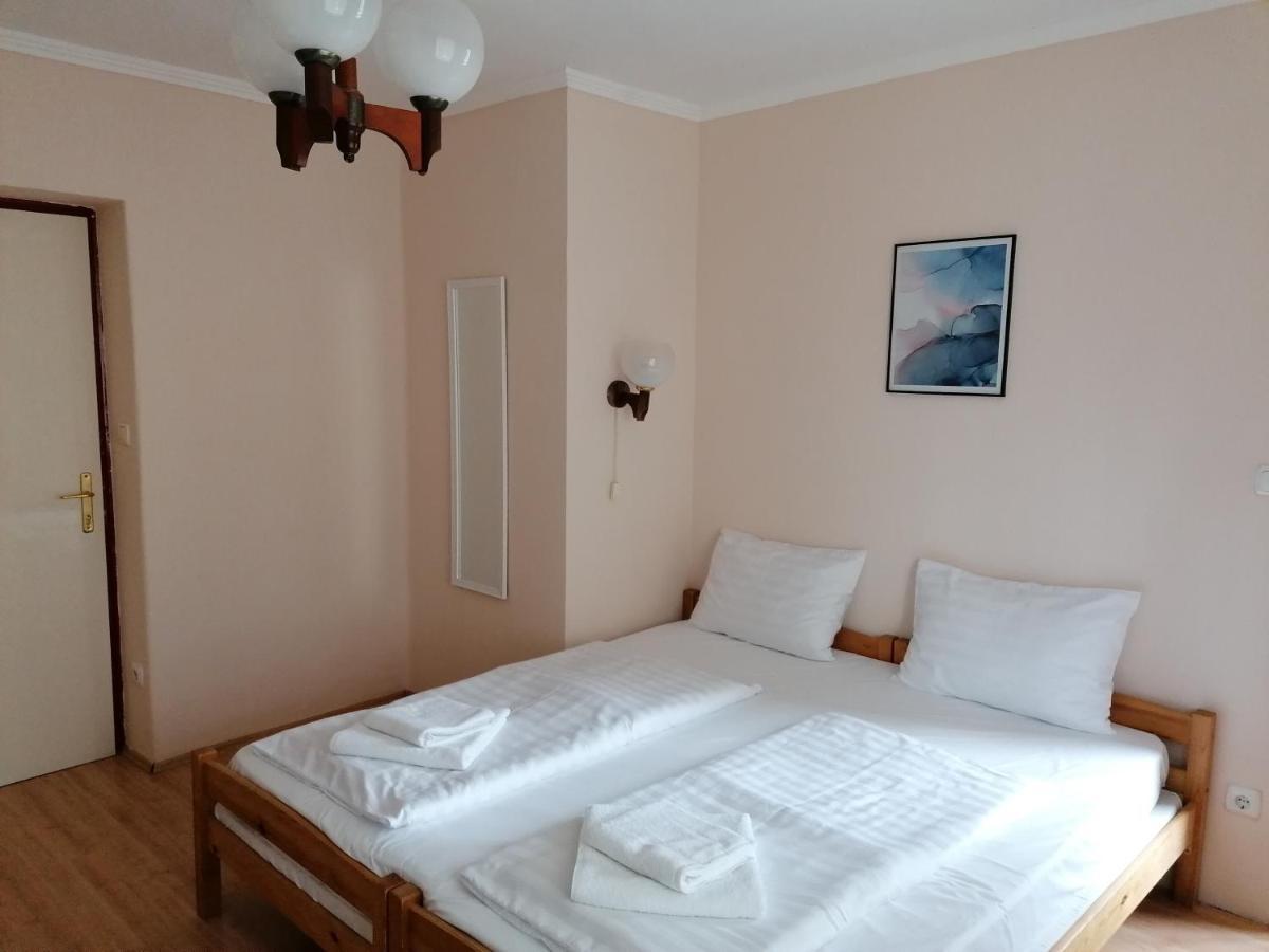 Bed and Breakfast Hullam Panzio Hajdúszoboszló Zewnętrze zdjęcie