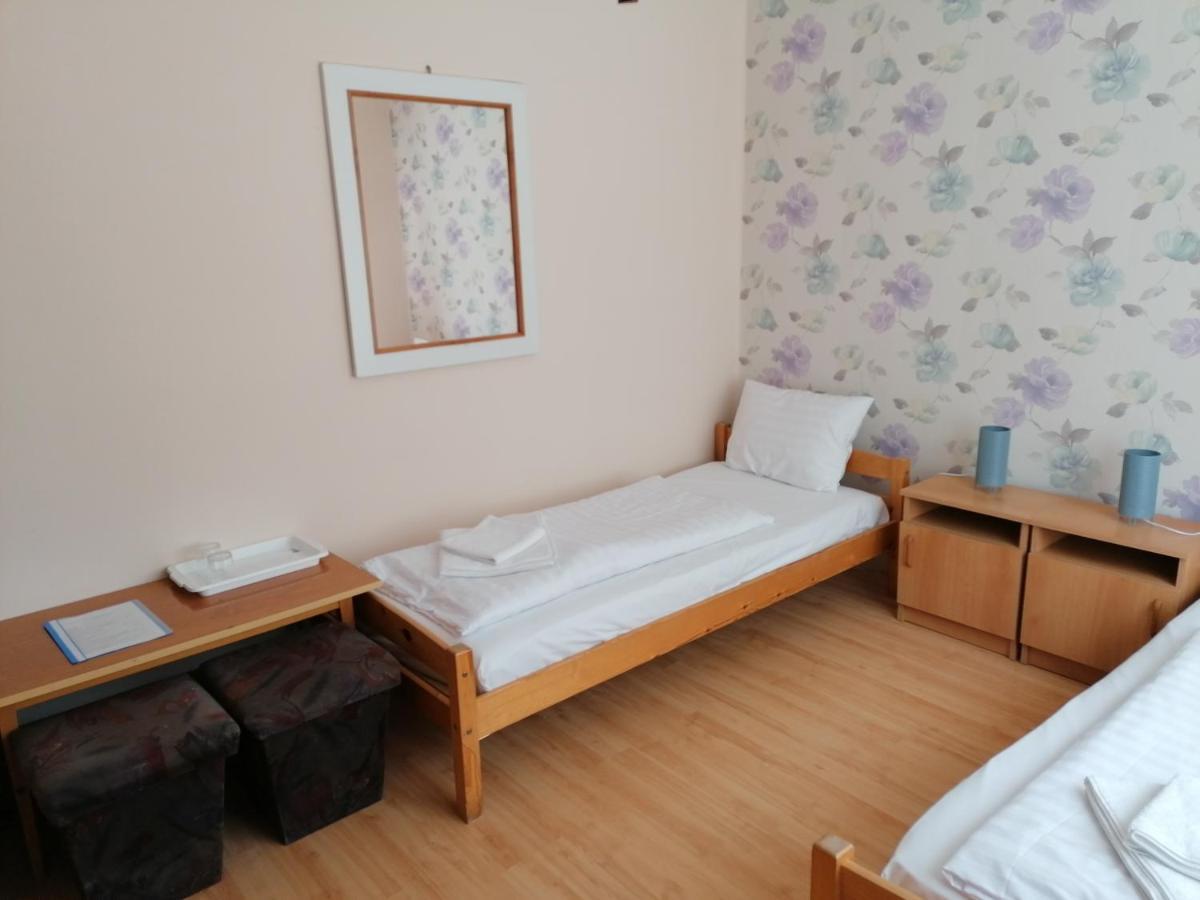Bed and Breakfast Hullam Panzio Hajdúszoboszló Zewnętrze zdjęcie