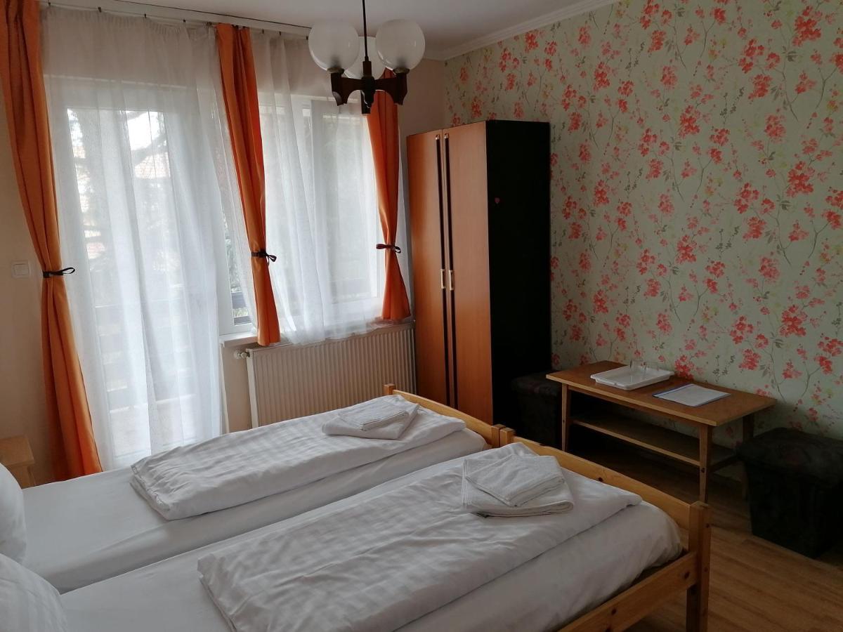 Bed and Breakfast Hullam Panzio Hajdúszoboszló Zewnętrze zdjęcie
