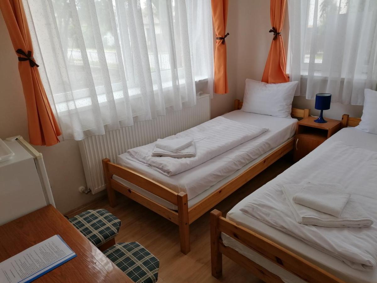 Bed and Breakfast Hullam Panzio Hajdúszoboszló Zewnętrze zdjęcie