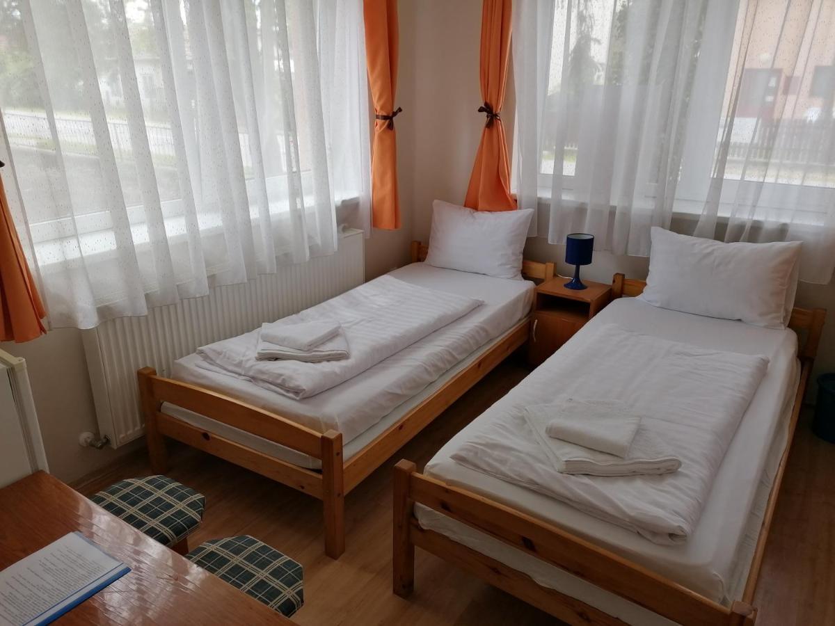 Bed and Breakfast Hullam Panzio Hajdúszoboszló Zewnętrze zdjęcie
